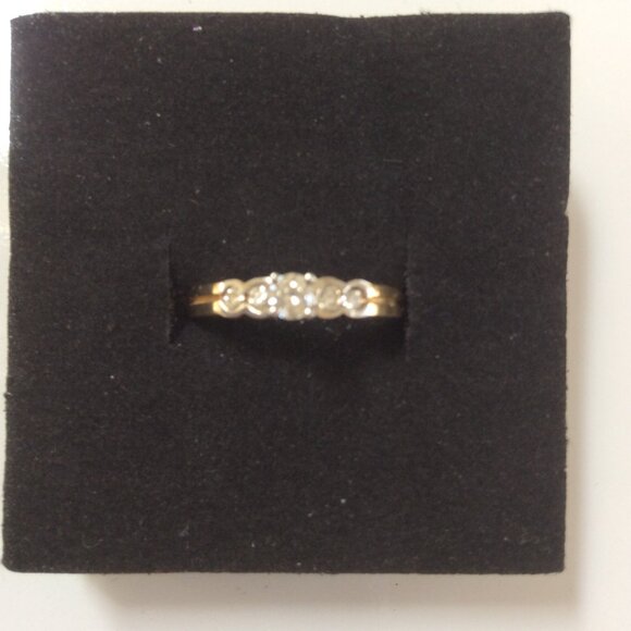 NWT STUNNING 14k GOLD & DIAMOND RING MSRP 1,295 - Picture 2 of 7